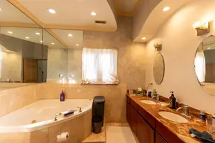 4716 N Kilbourn Ave, Chicago, IL 60630 - Photo 16