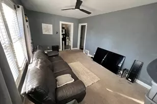 1035 Allaire Ave, Aurora, IL 60506 - Photo 6