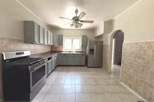 1413 Wisconsin Ave, Berwyn, IL 60402 - Photo 4