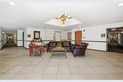 815 Leicester Road #109, Elk Grove Village, IL 60007 - Photo 26