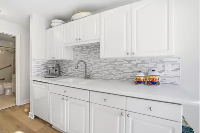 [Address not provided], Elk Grove Village, IL 60007 - Photo 8