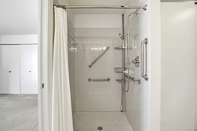 815 Leicester Road #109, Elk Grove Village, IL 60007 - Photo 16