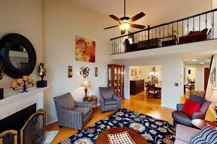 10661 Hollow Tree Rd, Orland Park, IL 60462 - Photo 4