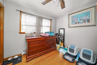 4913 W Warwick Avenue, Chicago, IL 60641 - Photo 20