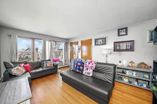 4913 W Warwick Ave, Chicago, IL 60641 - Photo 16