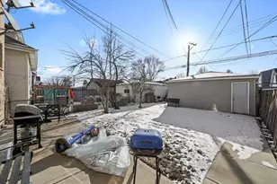 4913 W Warwick Ave, Chicago, IL 60641 - Photo 22