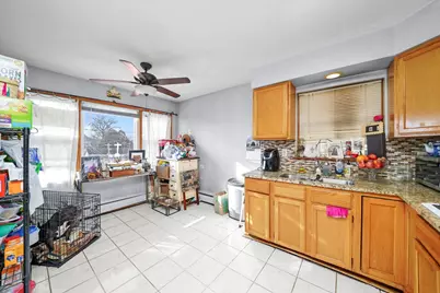 4913 W Warwick Avenue, Chicago, IL 60641 - Photo 2