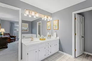 27W214 Heather Ln, Winfield, IL 60190 - Photo 14