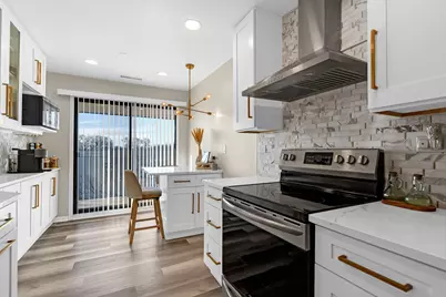 5200 Oakton Street #403, Skokie, IL 60077 - Photo 10