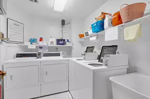 5200 Oakton St, Skokie, IL 60077 - Photo 34