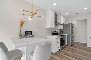 5200 Oakton St, Skokie, IL 60077 - Photo 12