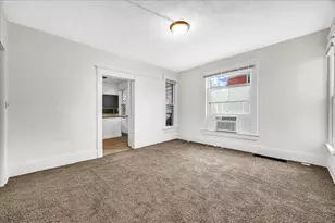 449 N 3rd Ave, Canton, IL 61520 - Photo 4