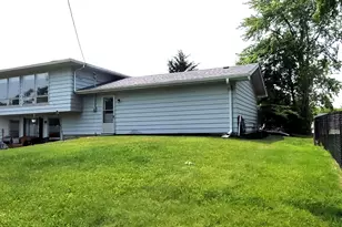 1360 Devonshire Ln, Hoffman Estates, IL 60169 - Photo 38