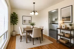 1360 Devonshire Ln, Hoffman Estates, IL 60169 - Photo 16