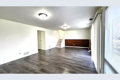 1360 Devonshire Lane, Hoffman Estates, IL 60169 - Photo 34
