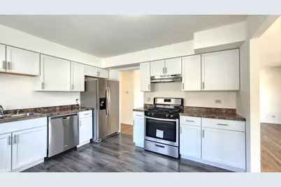 1360 Devonshire Lane, Hoffman Estates, IL 60169 - Photo 18