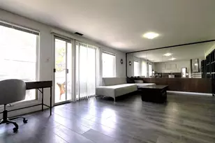 1360 Devonshire Ln, Hoffman Estates, IL 60169 - Photo 24