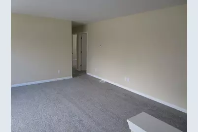 306 N Grant Street, Harvard, IL 60033 - Photo 8