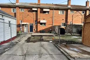 430 Oak St, Des Plaines, IL 60016 - Photo 2