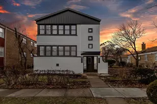 6304 N Troy St, Chicago, IL 60659 - Photo 2