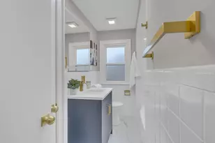 6304 N Troy St, Chicago, IL 60659 - Photo 16