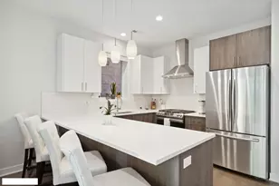 4014 N Mozart St, Chicago, IL 60618 - Photo 2