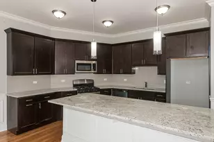 520 N Western Ave, Chicago, IL 60612 - Photo 10