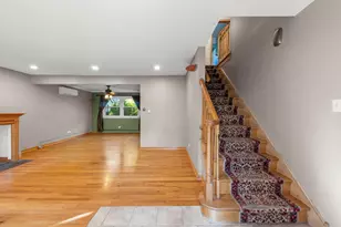 18000 Armitage Ct, Homewood, IL 60430 - Photo 2