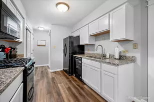 1804 Raintree Ct, Sycamore, IL 60178 - Photo 14