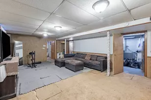 6928 W 63rd Pl, Chicago, IL 60638 - Photo 16