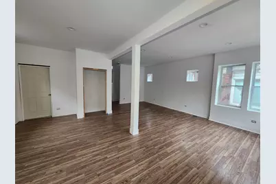 7133 S Constance Avenue, Chicago, IL 60649 - Photo 6