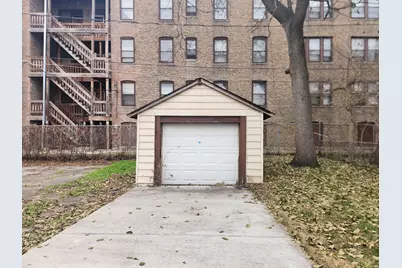 7133 S Constance Avenue, Chicago, IL 60649 - Photo 4