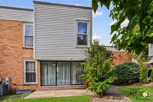 368 Cedartree Ct, Hoffman Estates, IL 60169 - Photo 16