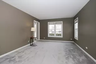 2936 Avalon Dr, Elgin, IL 60124 - Photo 18