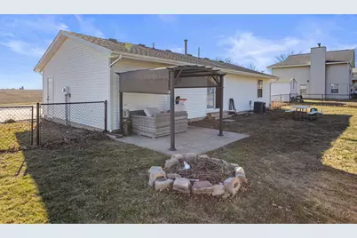 610 E Roosevelt Road, Philo, IL 61864 - Photo 30