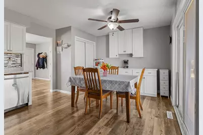 610 E Roosevelt Road, Philo, IL 61864 - Photo 24