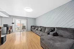 1823 Whaler Ln, Hanover Park, IL 60133 - Photo 6