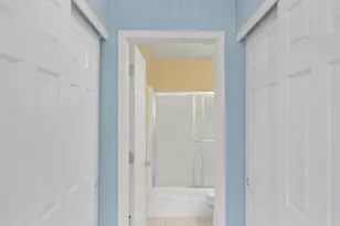 573 Telluride Dr, Gilberts, IL 60136 - Photo 16