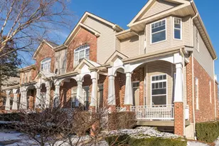 1121 River Bend Ln, Lisle, IL 60532 - Photo 1