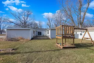 1418 Cherokee Ln, Ottawa, IL 61350 - Photo 4
