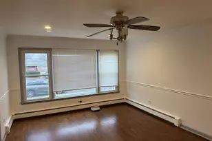 15214 Woodlawn Ave, Dolton, IL 60419 - Photo 4