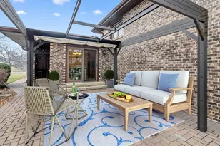 1204 Sleepy Hollow Ln, Darien, IL 60561 - Photo 24