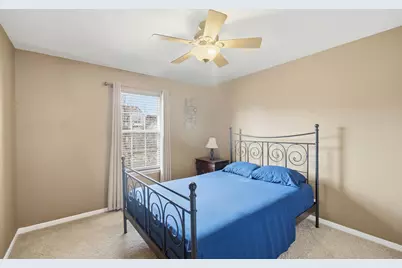 1095 Ellsworth Drive, Grayslake, IL 60030 - Photo 18