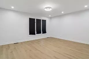 325 Colony Green Dr, Bloomingdale, IL 60108 - Photo 14