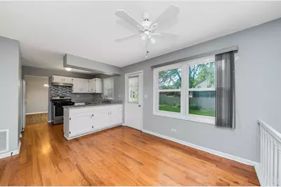 1441 Concord Drive, Downers Grove, IL 60516 - Photo 2