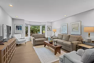 2300 Windsor Mall, Park Ridge, IL 60068 - Photo 8