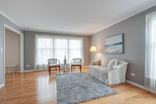 1515 Forever Ave, Libertyville, IL 60048 - Photo 6