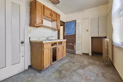 118 E 105th Street, Chicago, IL 60628 - Photo 6