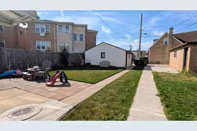 6038 N Elston Avenue #2, Chicago, IL 60646 - Photo 2