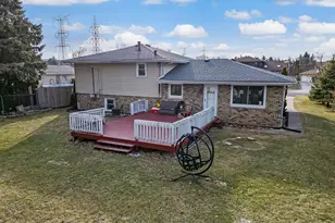 7818 W 101st Pl, Palos Hills, IL 60465 - Photo 6